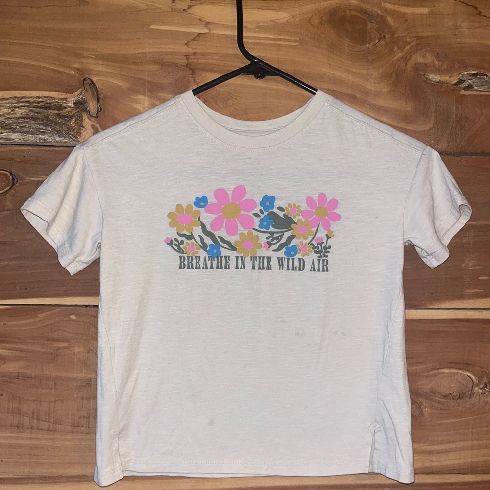 Cat & Jack White Graphic Tees Short Sleeve